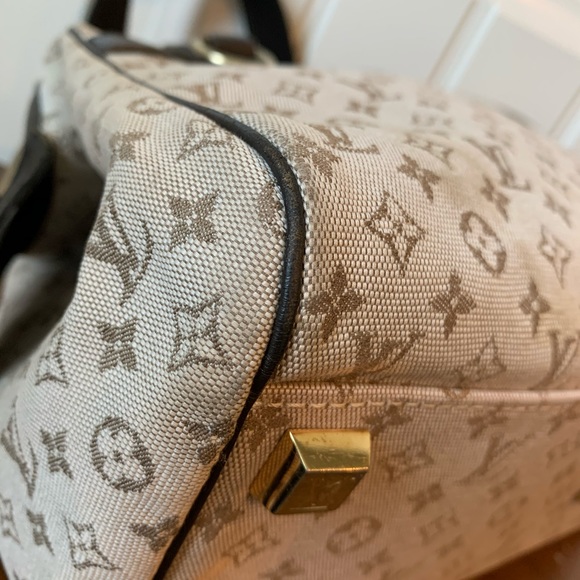 SOLD Auth. Louis Vuitton Josephine bag - Picture 5 of 13
